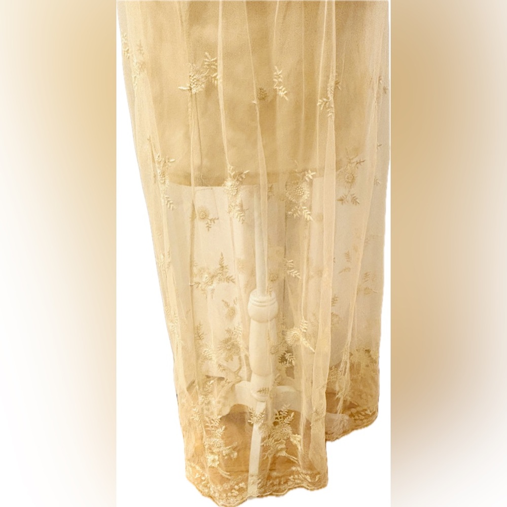 Love 21 Wheat-colored Miniskirt with Sheer Overlay - Picture 4 of 8